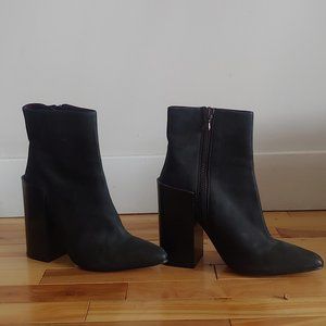 Acne Boots size 40